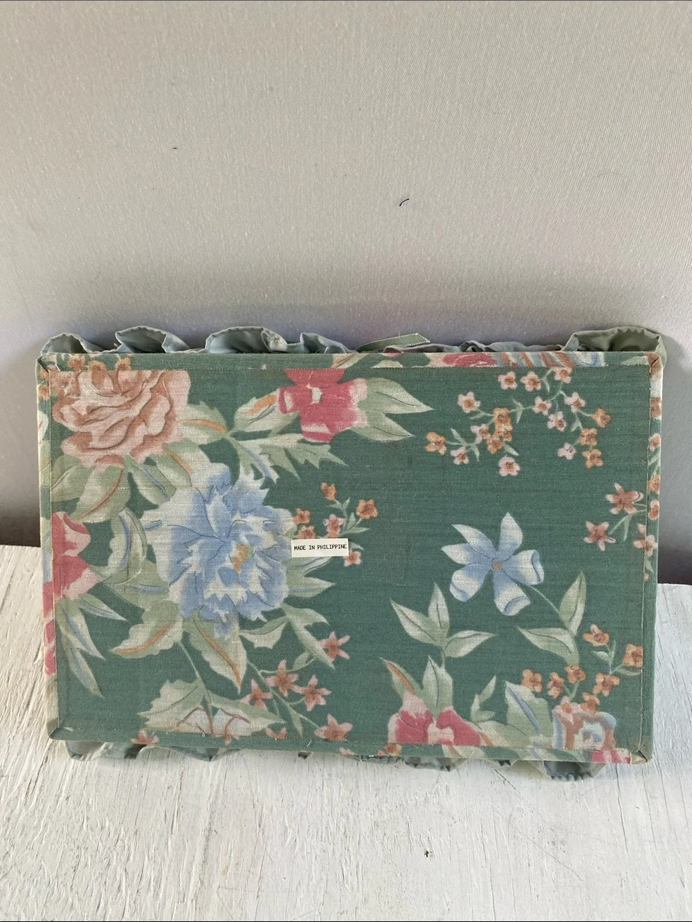 Floral Mint Green Rectangular Jewelry scalloped Case